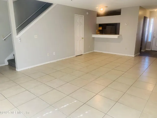 $1,400 | 7630 Leafy Forest Way, Jacksonville, FL 32277