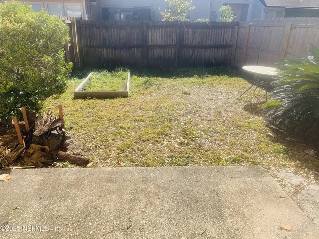 $1,400 | 7630 Leafy Forest Way, Jacksonville, FL 32277