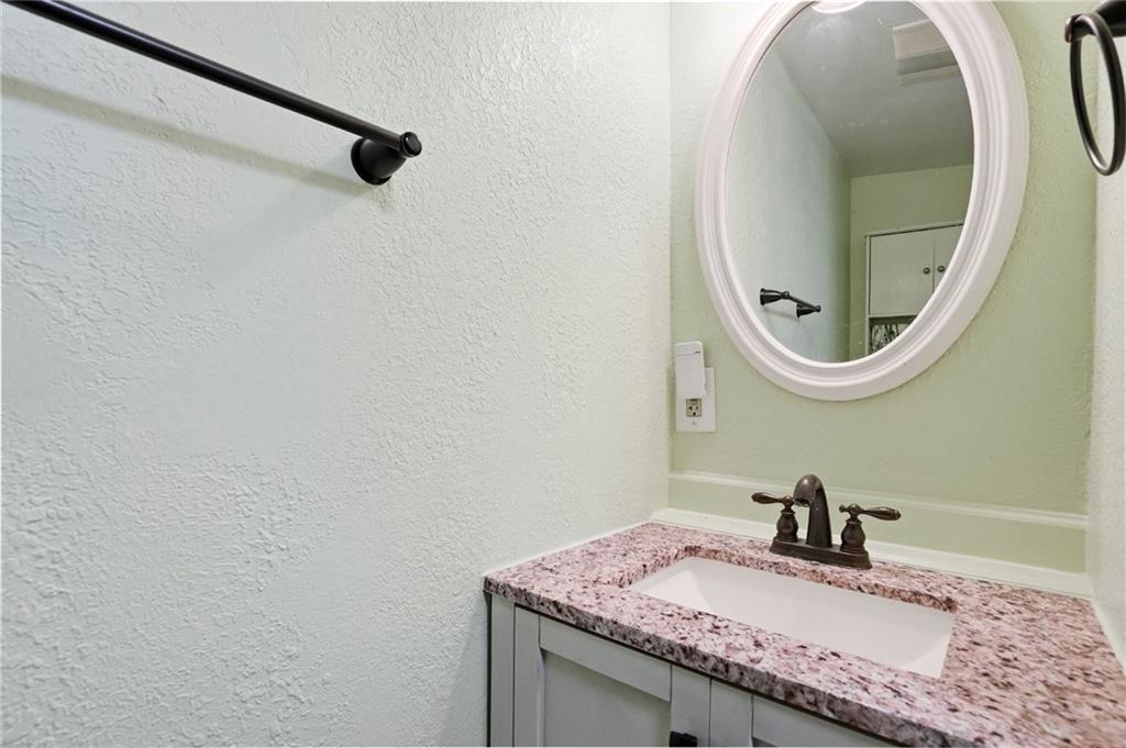 327 Lewis Circle Commerce, GA 30529 - Photo 21 of 37