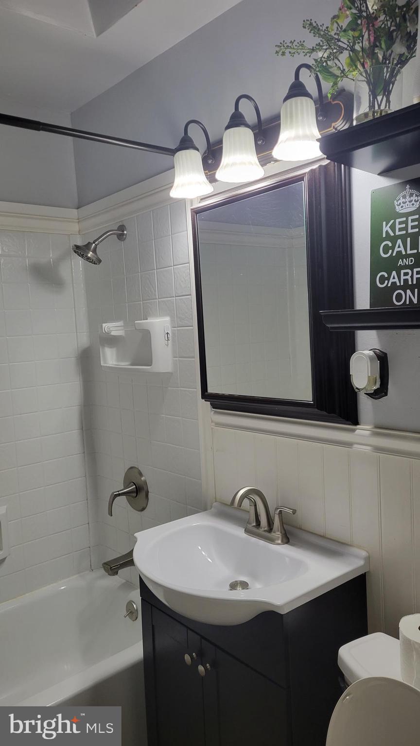 7404 Rugby Street Philadelphia, PA 19138 - Photo 9 of 21 Gallery Image 9