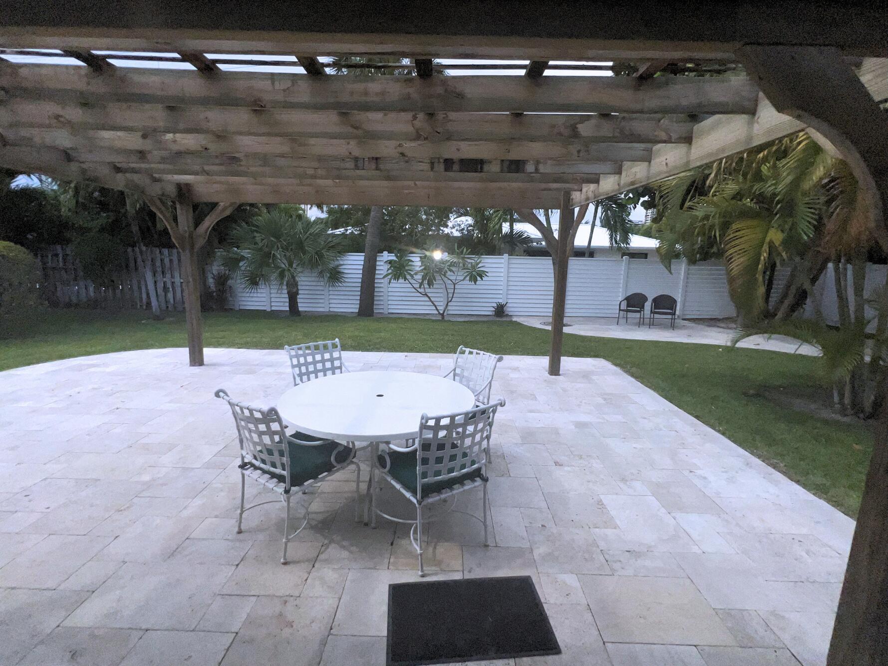 1260 Manor Drive Riviera Beach, FL 33404 - Photo 44 of 56 262
