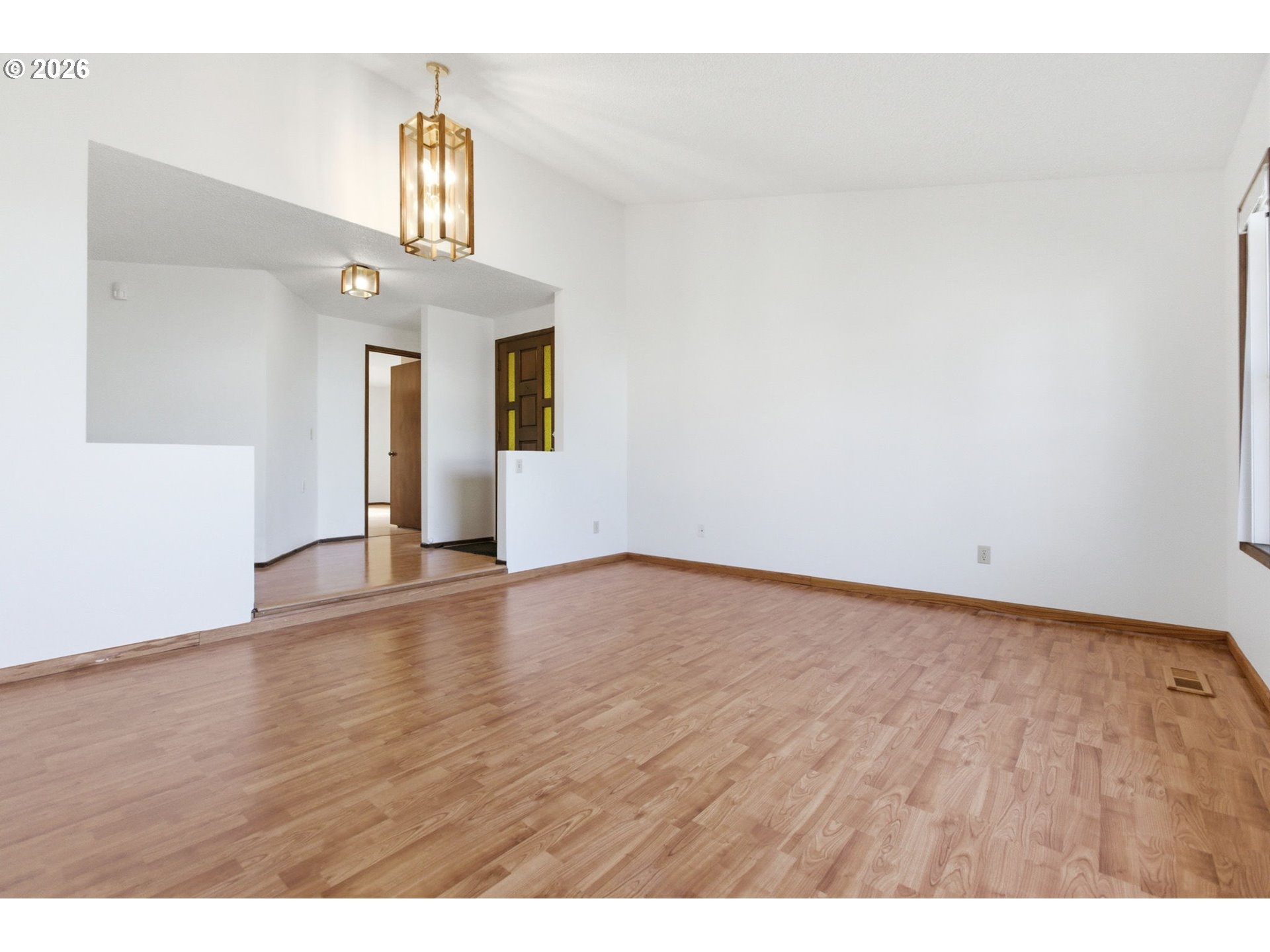 302 67th Street Springfield, OR 97478 - Photo 11 of 43