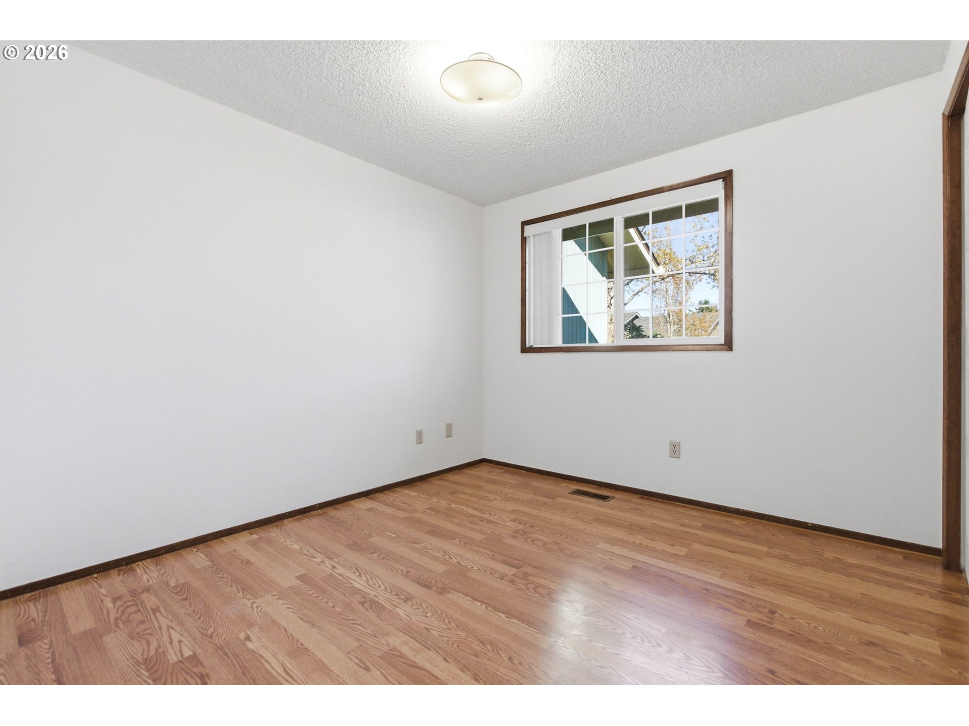 302 67th Street Springfield, OR 97478 - Photo 22 of 43