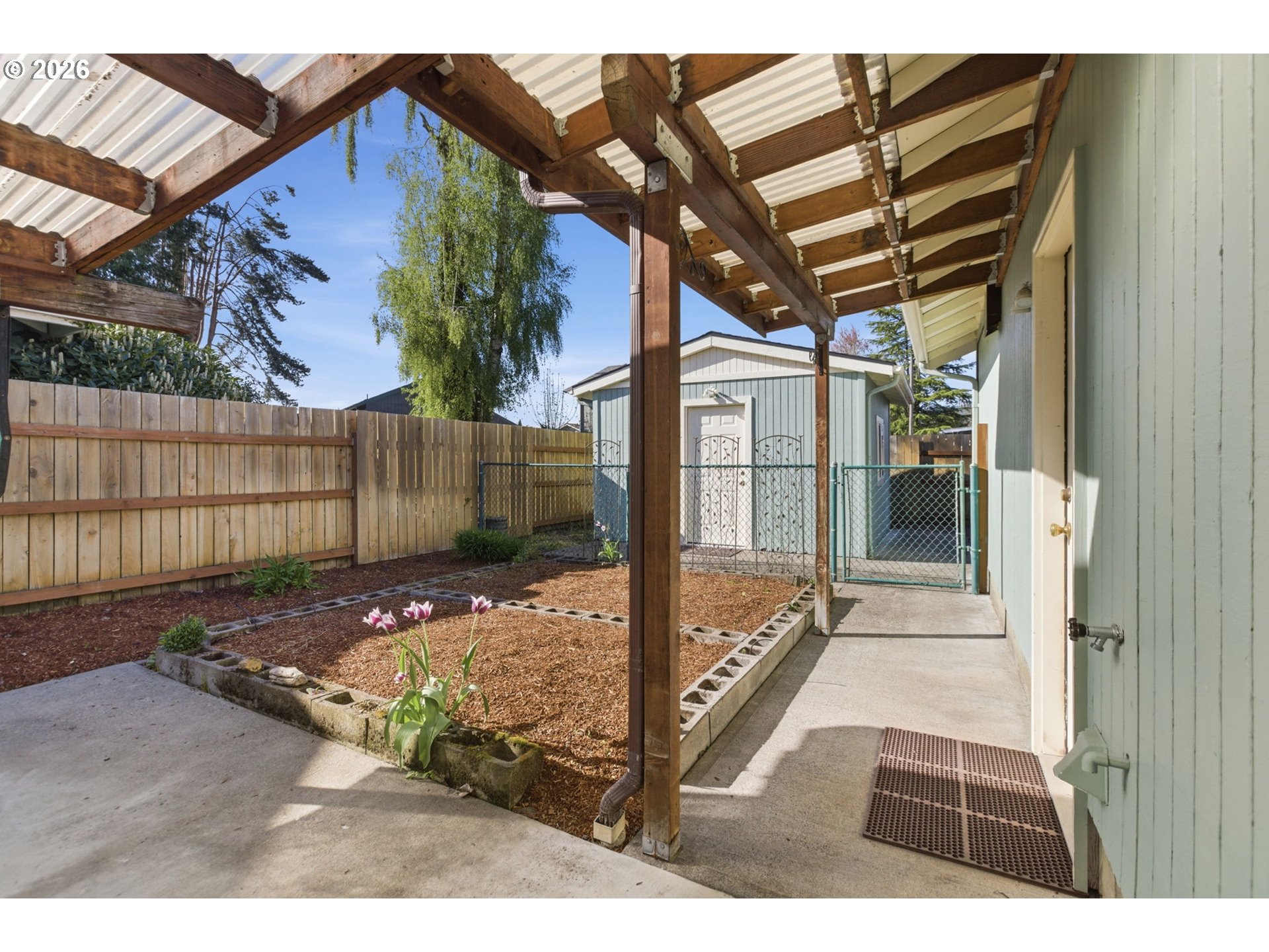 302 67th Street Springfield, OR 97478 - Photo 39 of 43