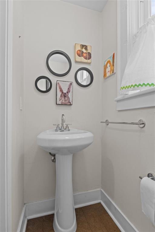 5524 Raleigh Street Pittsburgh, PA 15217 - Photo 9 of 21 Gallery Image 9