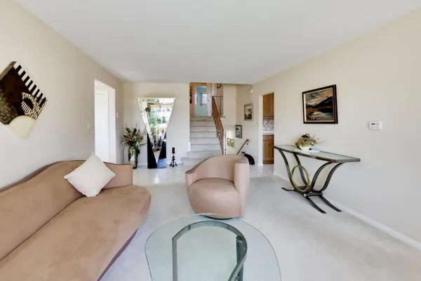 $514,900 | 634 West Millers Road, Des Plaines, IL 60016