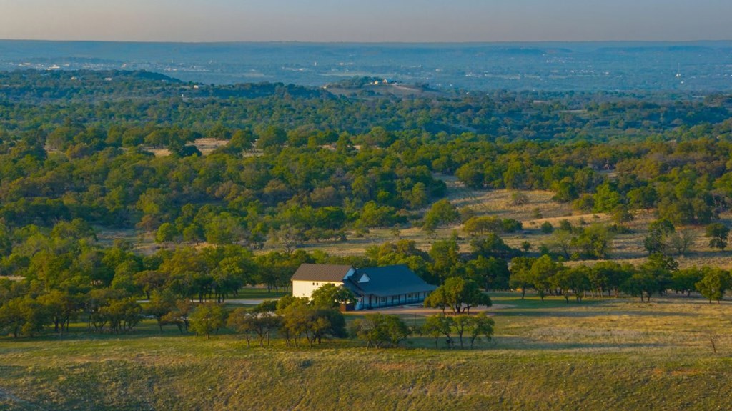 862 Grape Creek Road Fredericksburg, TX 78624 - Photo 10 of 91
