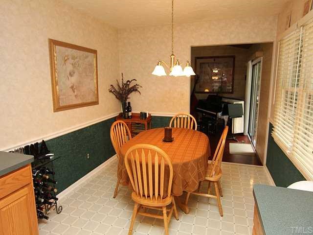 7505 Post Oak Road Raleigh, NC 27615 - Photo 6 of 23