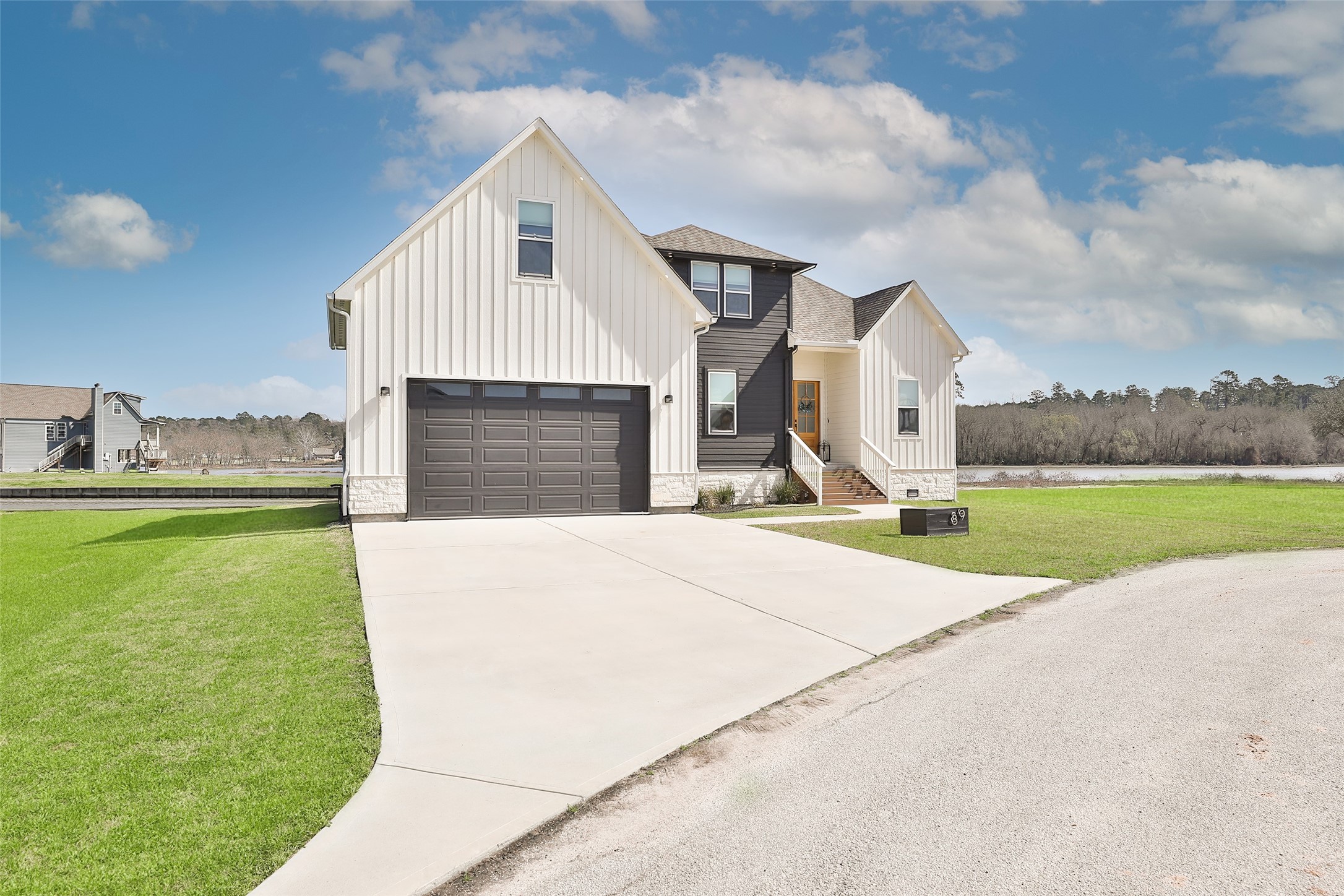 89 Cypress Bend Huntsville, TX 77340 - Photo 4 of 38