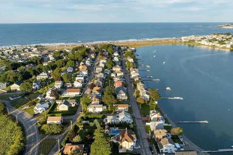 $888,000 | 67 Whitehead Avenue, Hull, MA 02045