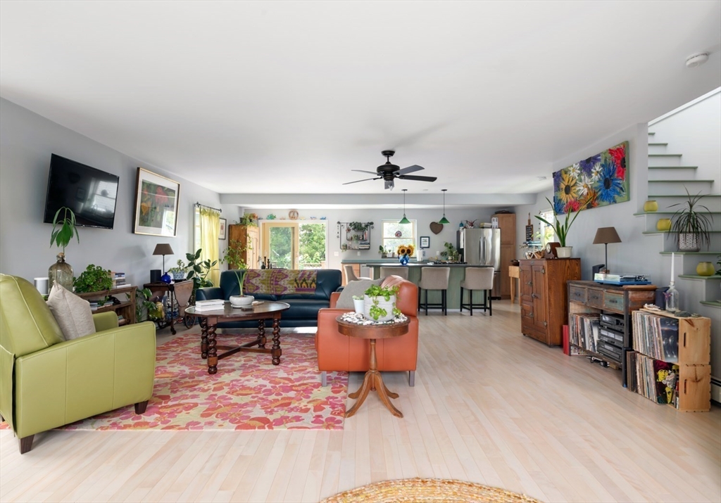 67 Whitehead Avenue Hull, MA 02045 - Photo 4 of 33