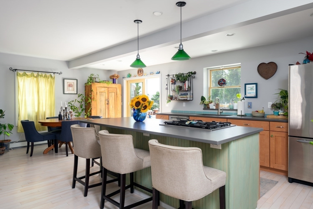 67 Whitehead Avenue Hull, MA 02045 - Photo 8 of 33