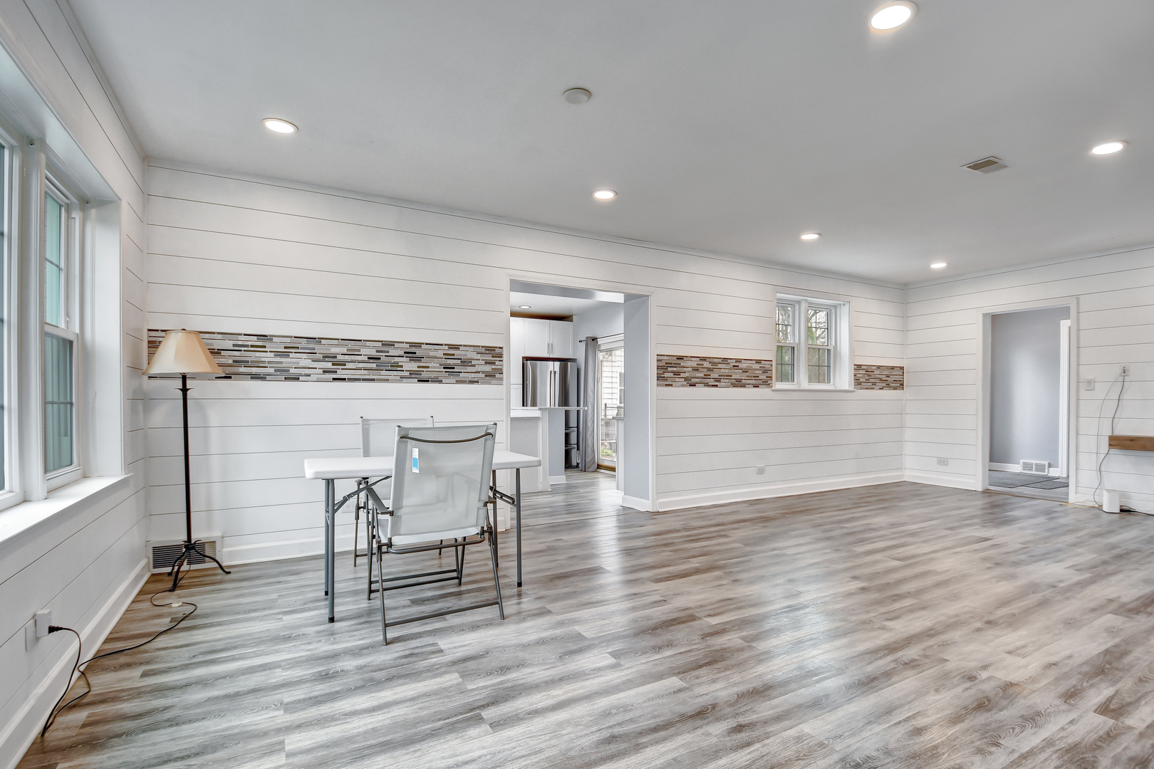 2425 Flossmoor Road Flossmoor, IL 60422 - Photo 8 of 29