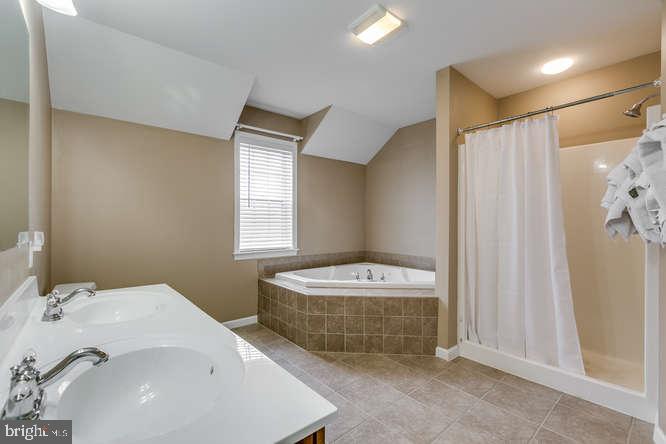 510 Royal Road Palmyra, PA 17078 - Photo 14 of 24 Gallery Image 14