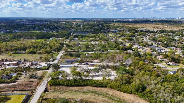 $2,500 | 5033 South Acres Drive, Houston, TX 77048