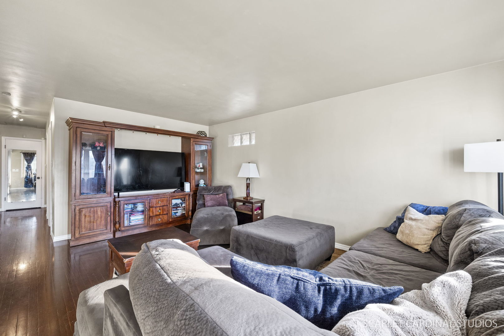 1437 North Wolf Road Berkeley, IL 60163 - Photo 2 of 20 Gallery Image 2
