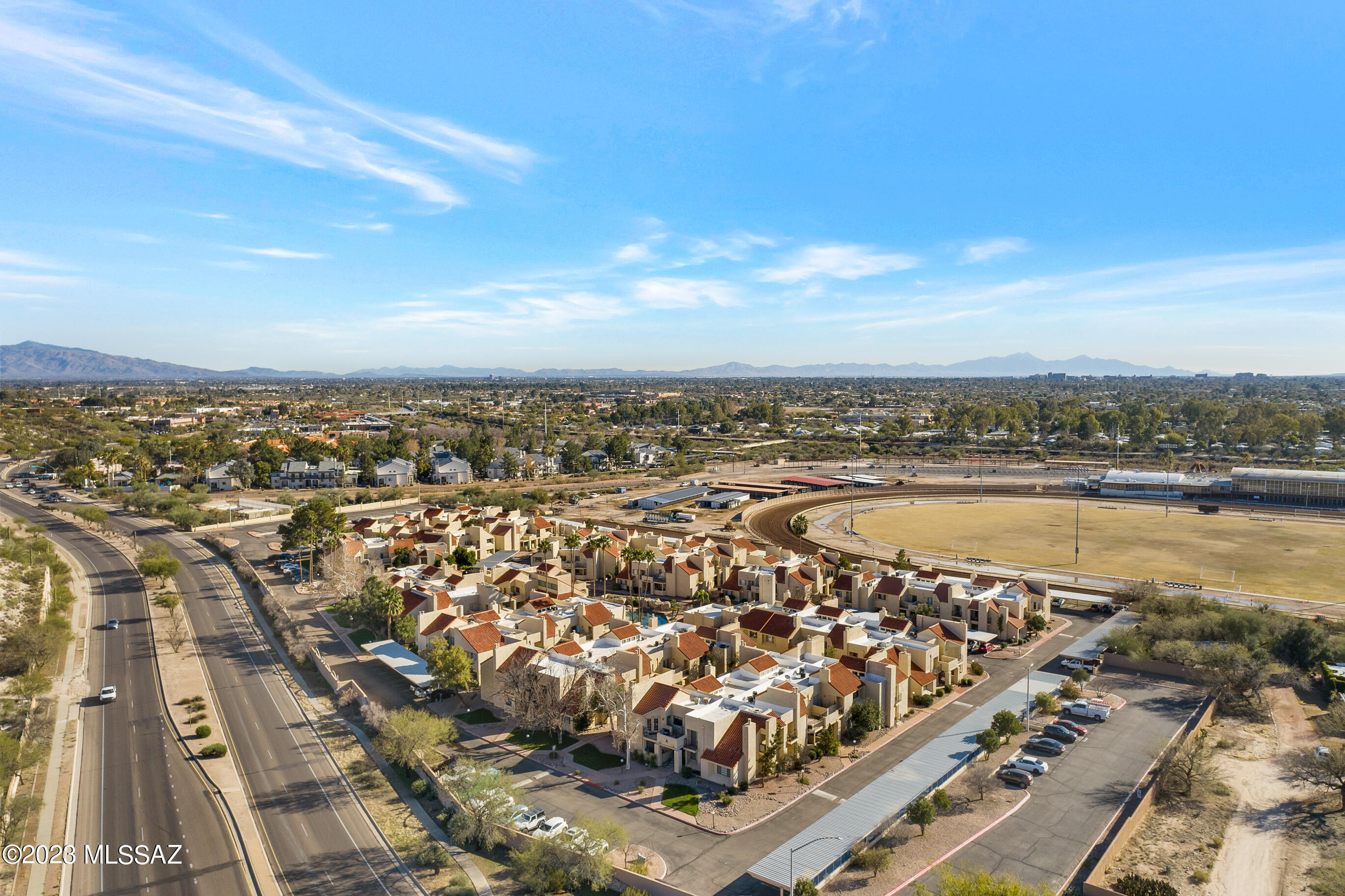 1200 East River Road, Unit J130 Tucson, AZ 85718 - Photo 21 of 21