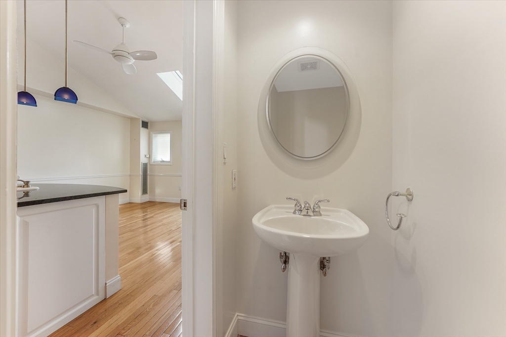 55 Chelsea Street, Unit 55 Boston, MA 02129 - Photo 7 of 22