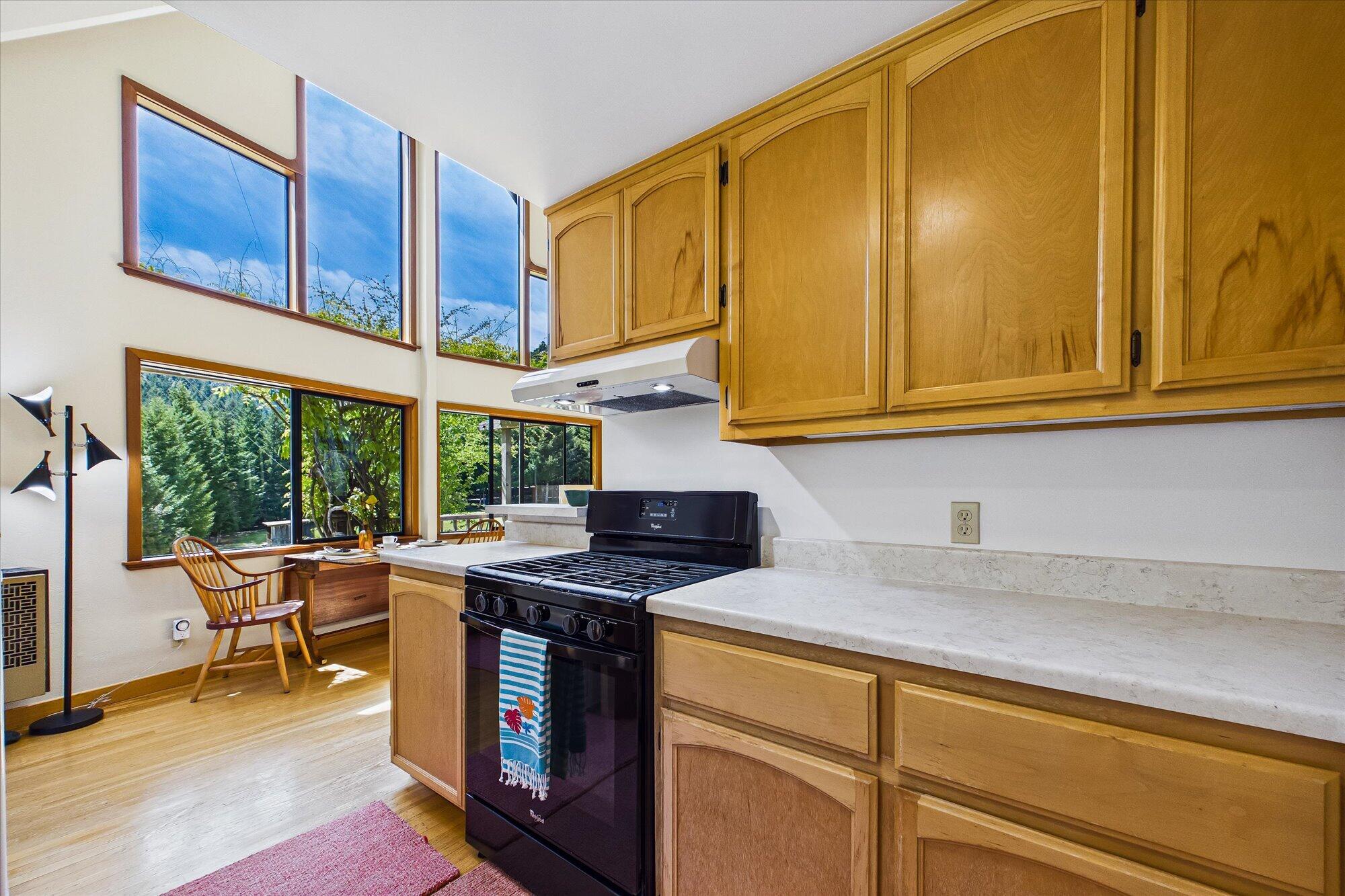 303 Hungry Gulch Road Whitethorn, CA 95589 - Photo 29 of 58