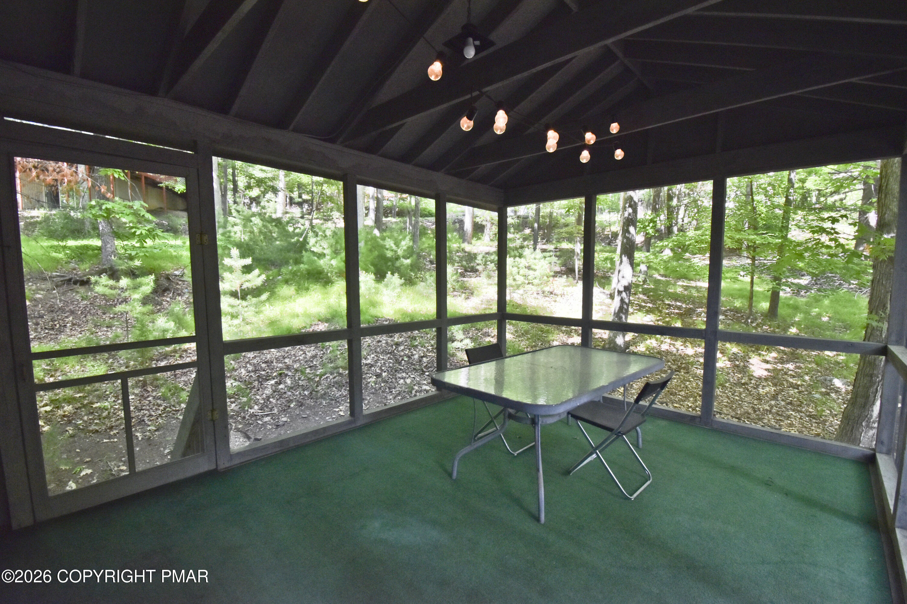 148 Manchester Drive Bushkill, PA 18324 - Photo 26 of 35 11 Screen Porch (1)