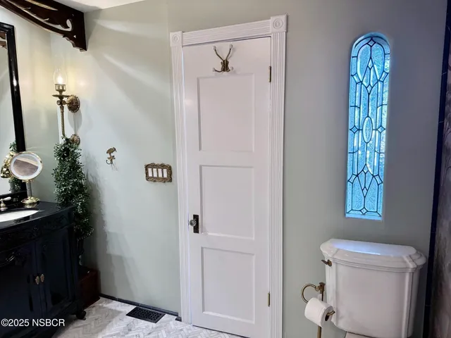 $6,800 | 370 Main Street, Los Alamos, CA 93440