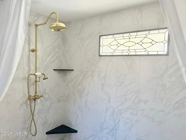 $6,800 | 370 Main Street, Los Alamos, CA 93440