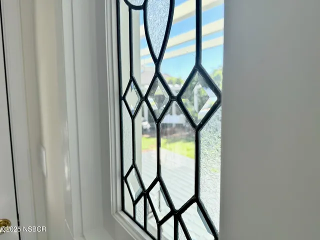 $6,800 | 370 Main Street, Los Alamos, CA 93440