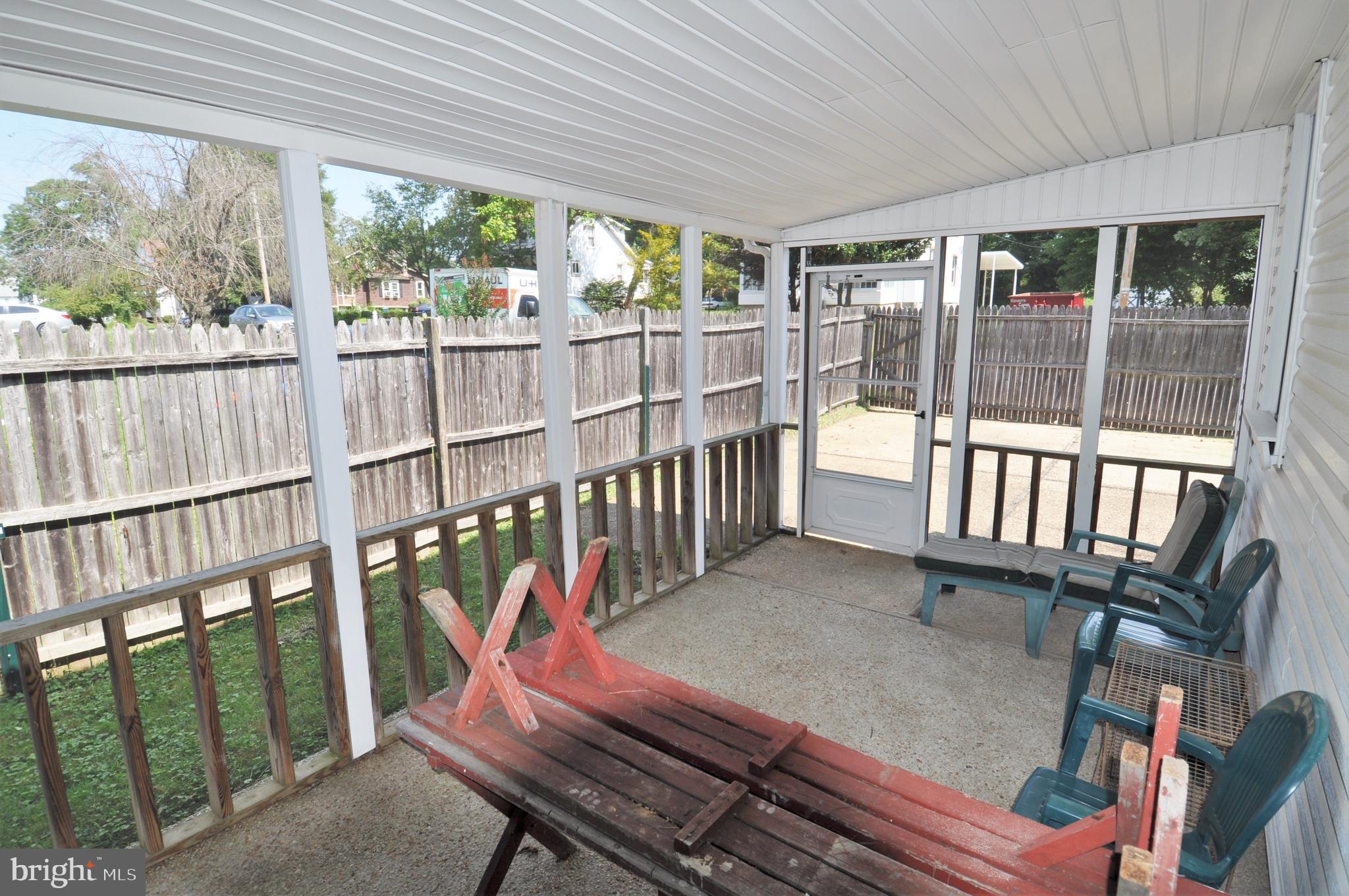 4702 Ridgeway Avenue Baltimore, MD 21206 - Photo 15 of 18 Covered Side Patio