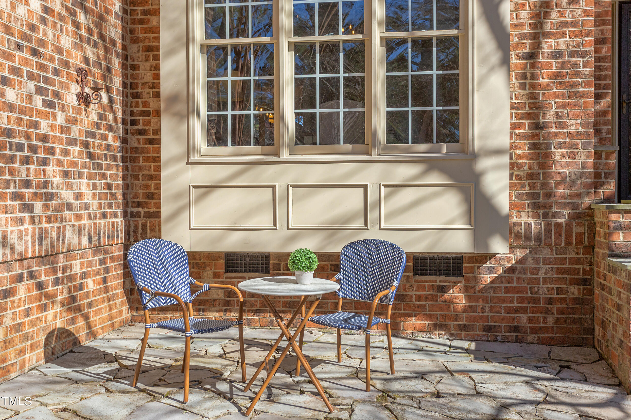 737 Loch Highlands Drive Raleigh, NC 27606 - Photo 3 of 85 IMG_2052