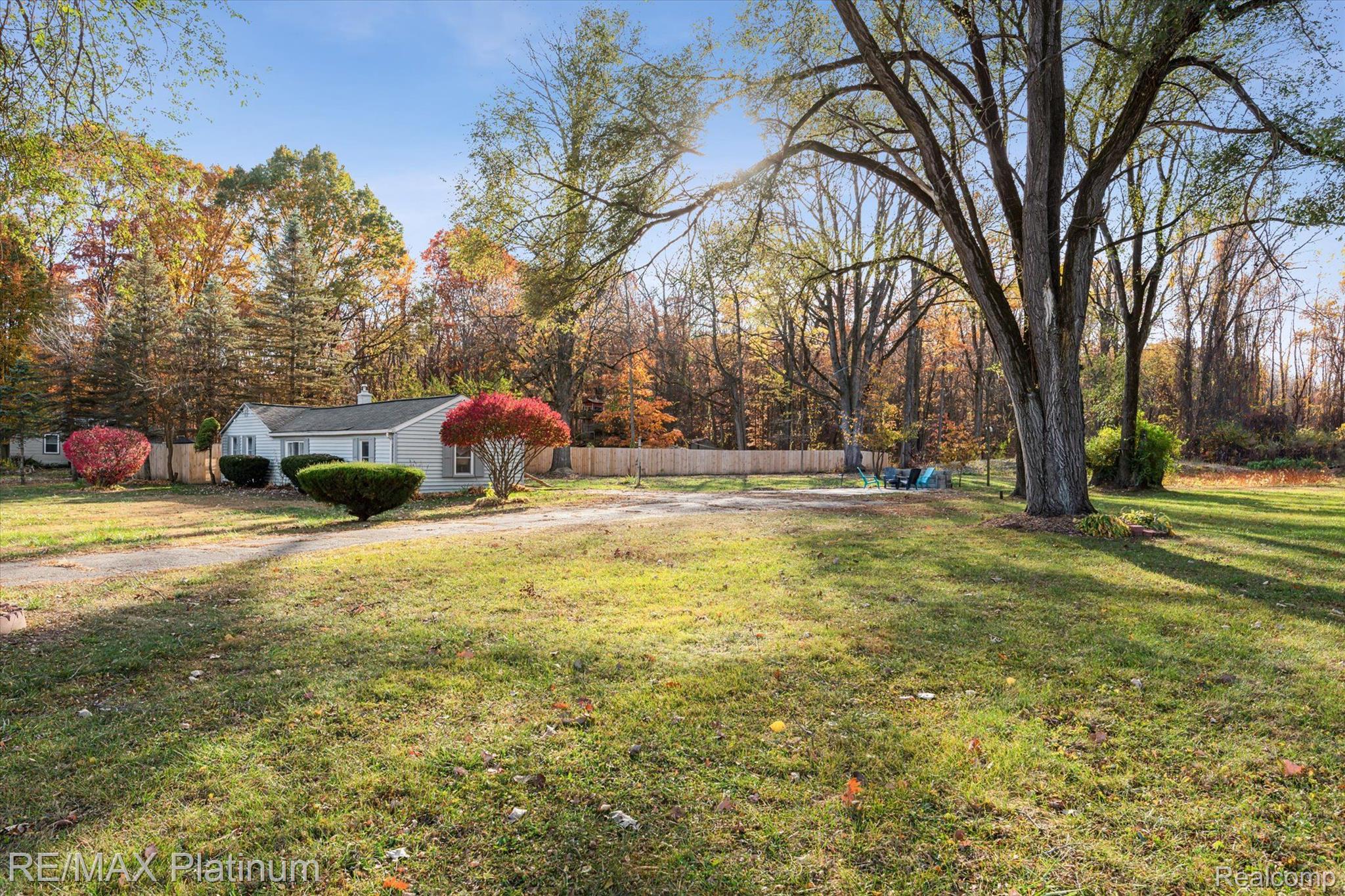12130 Whittaker Road Milan, MI 48160 - Photo 2 of 27 Exterior #2