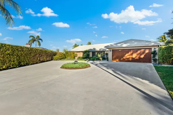 $5,737,500 | 970 Orchid Lane, Gulf Stream, FL 33483