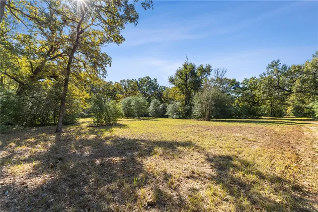 $320,000 | 11458 Woodglen Circle, Bryan, TX 77808