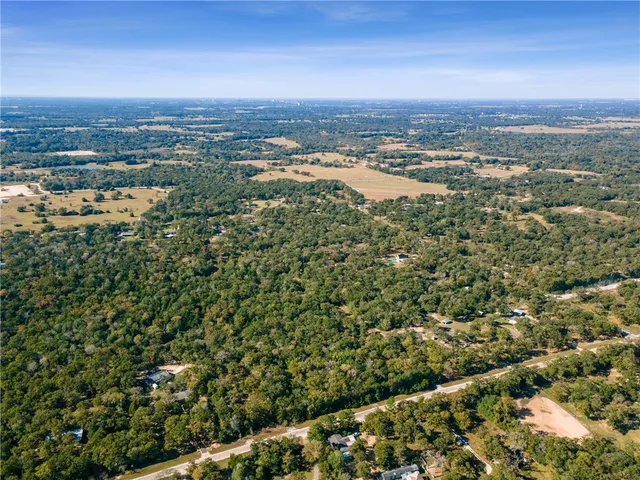 $320,000 | 11458 Woodglen Circle, Bryan, TX 77808