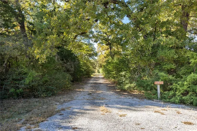 $320,000 | 11458 Woodglen Circle, Bryan, TX 77808