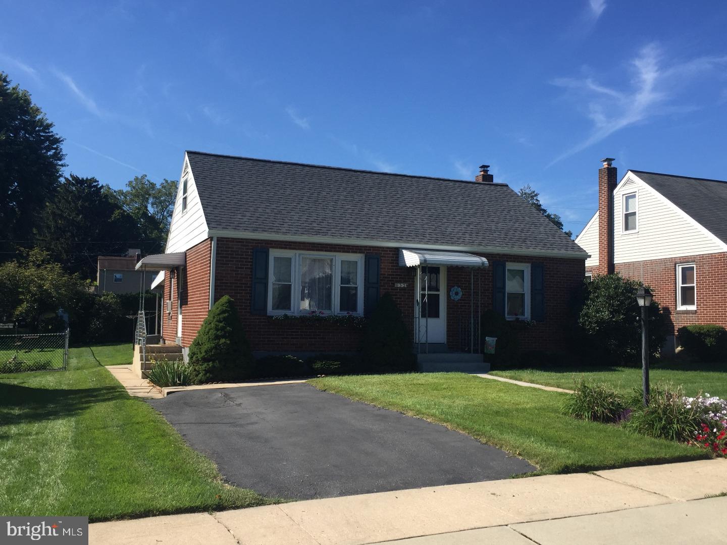 32 Montrose Boulevard Reading, PA 19607 - Photo 1 of 17 Gallery Image 1