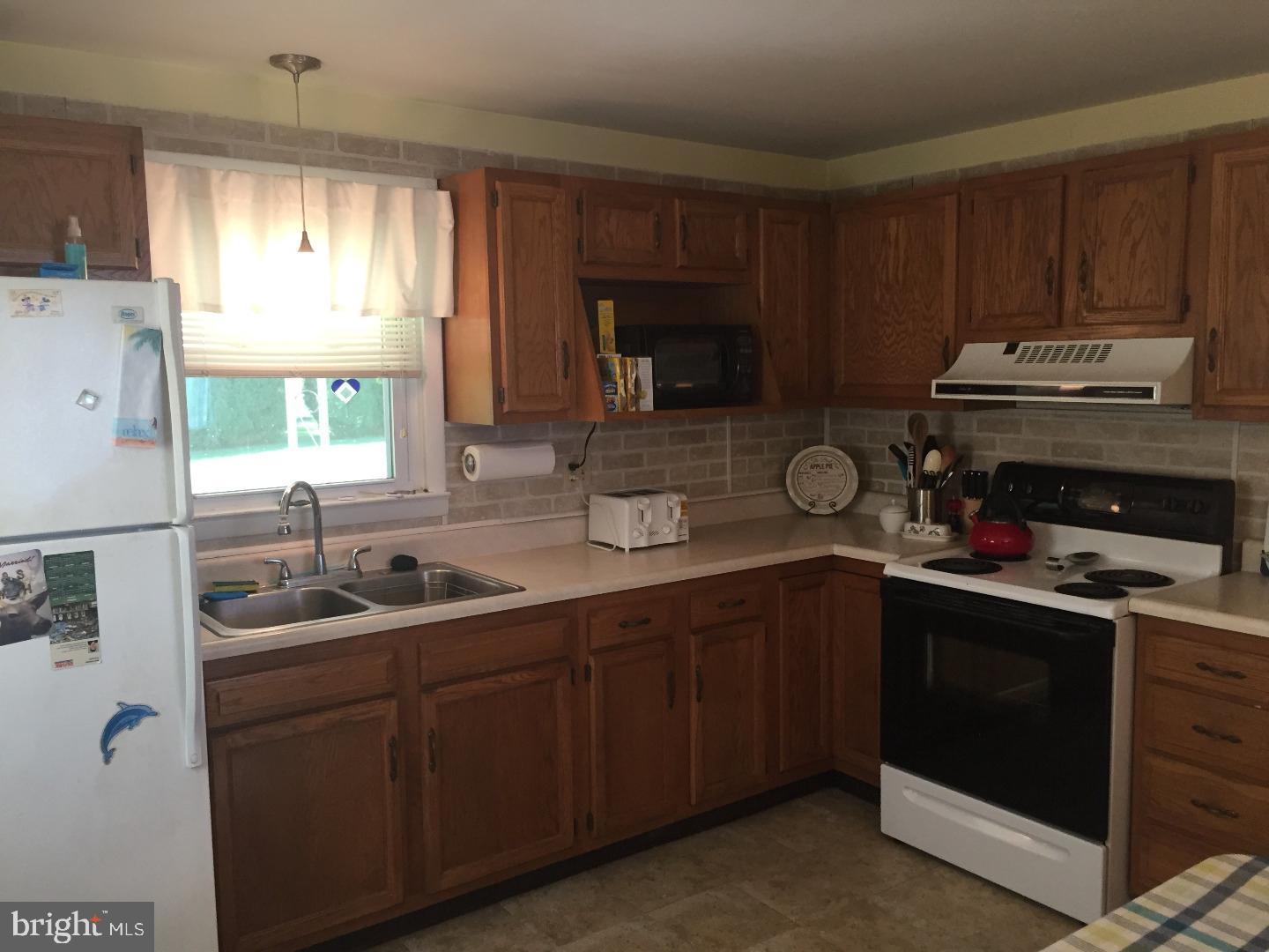 32 Montrose Boulevard Reading, PA 19607 - Photo 5 of 17 Gallery Image 5
