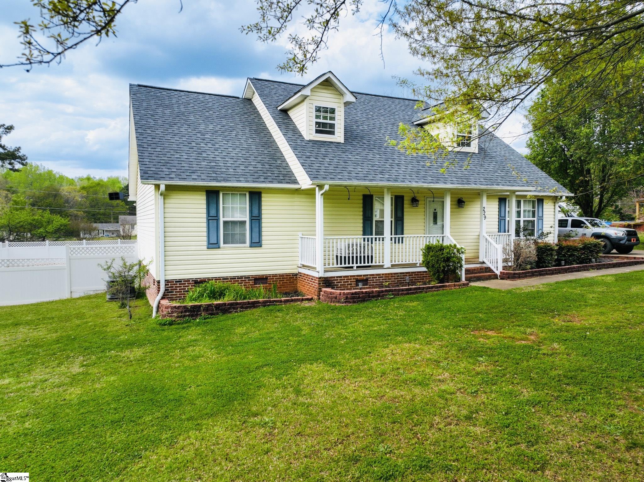 229 Lewis Road Williamston, SC 29697 - Photo 2 of 22
