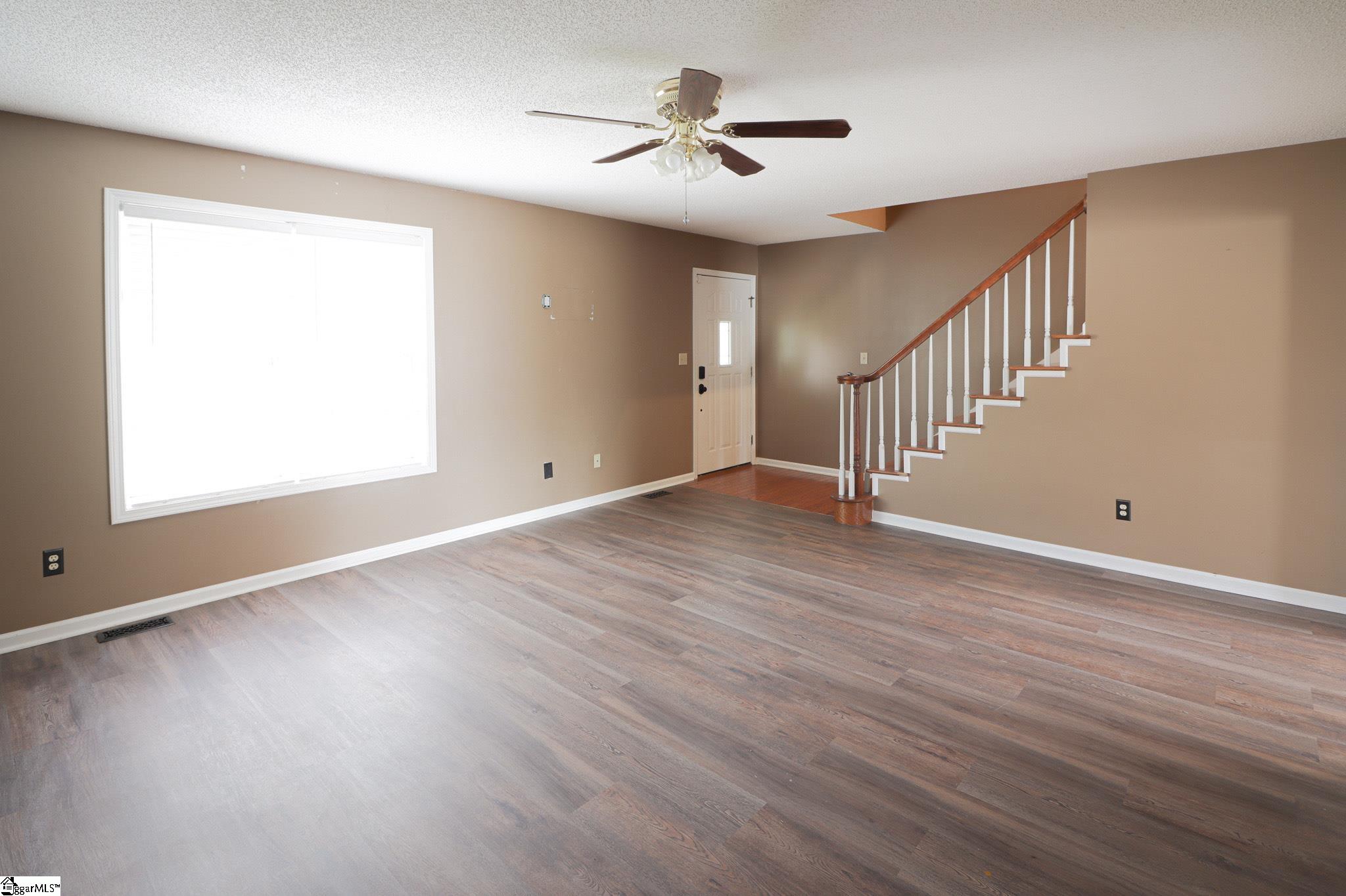 229 Lewis Road Williamston, SC 29697 - Photo 4 of 22