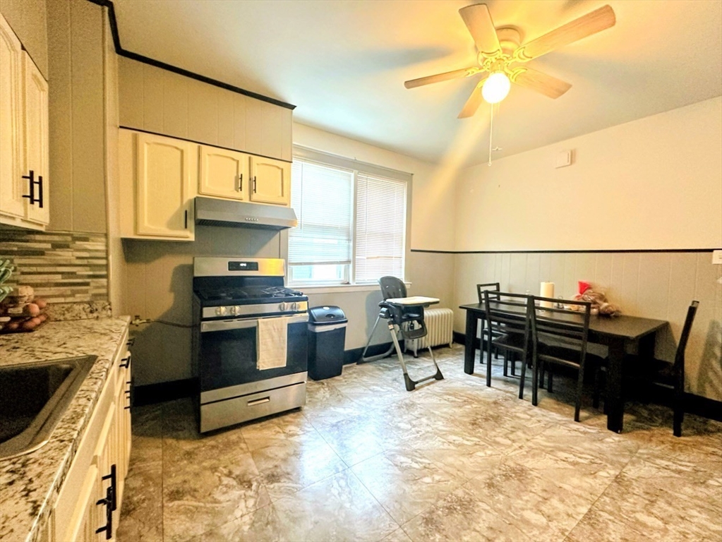 137 Congress Avenue Chelsea, MA 02150 - Photo 13 of 31