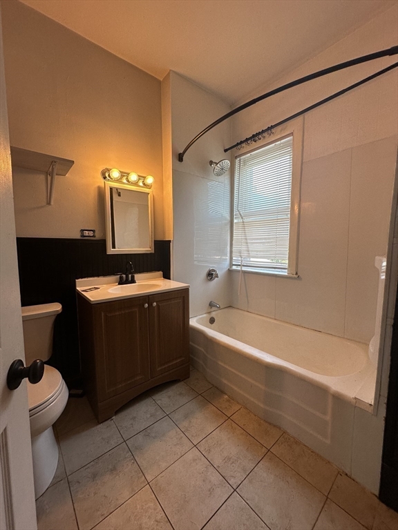 137 Congress Avenue Chelsea, MA 02150 - Photo 18 of 31