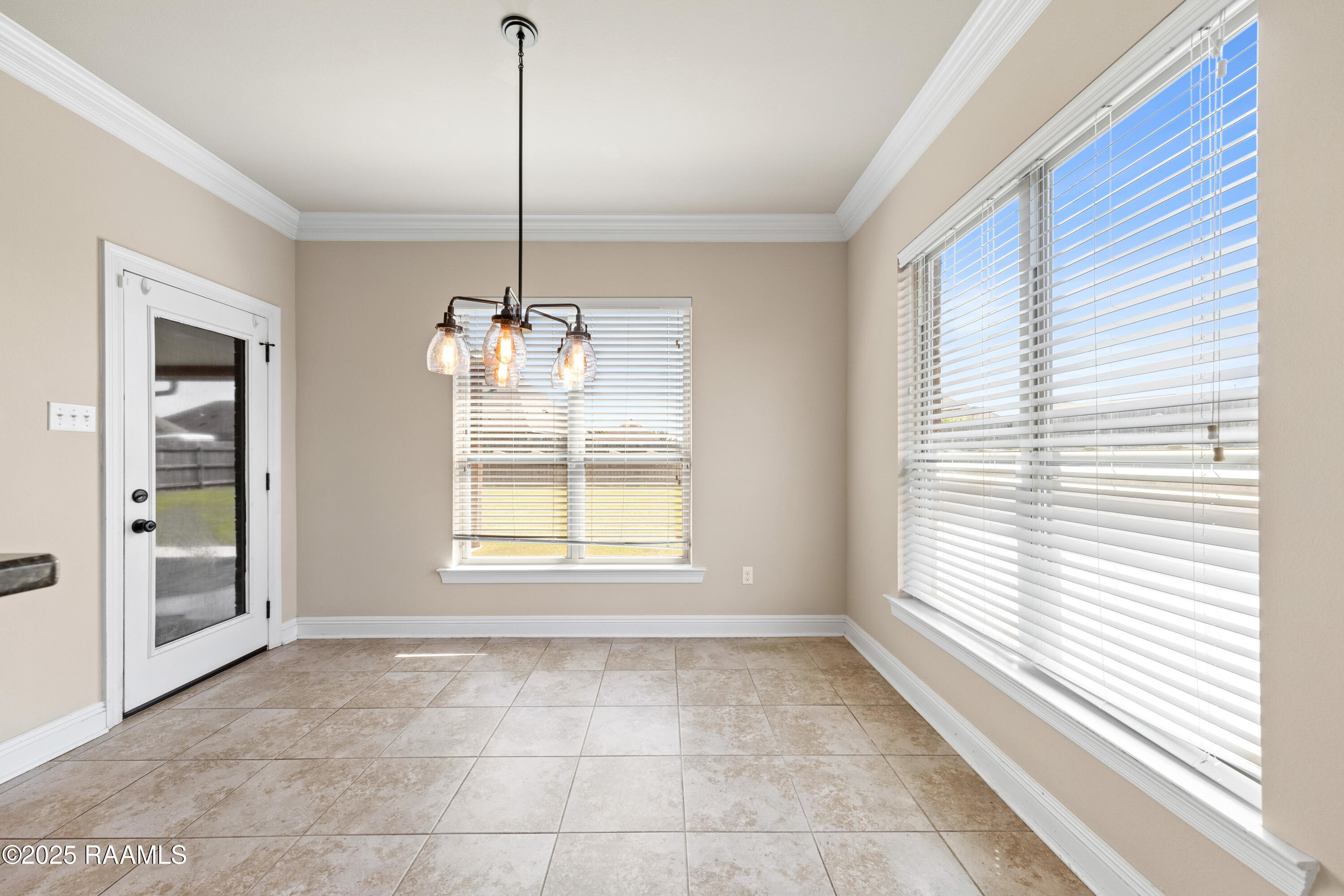105 Caillou Grove Road Youngsville, LA 70592 - Photo 14 of 36 105Caillou-38