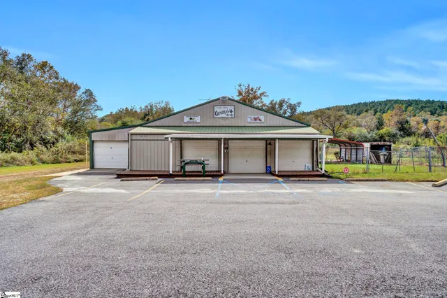 $650,000 | 4033 Geer Highway, Cleveland, SC 29635