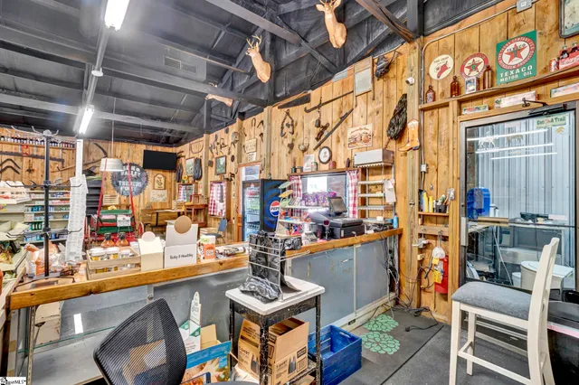 $650,000 | 4033 Geer Highway, Cleveland, SC 29635