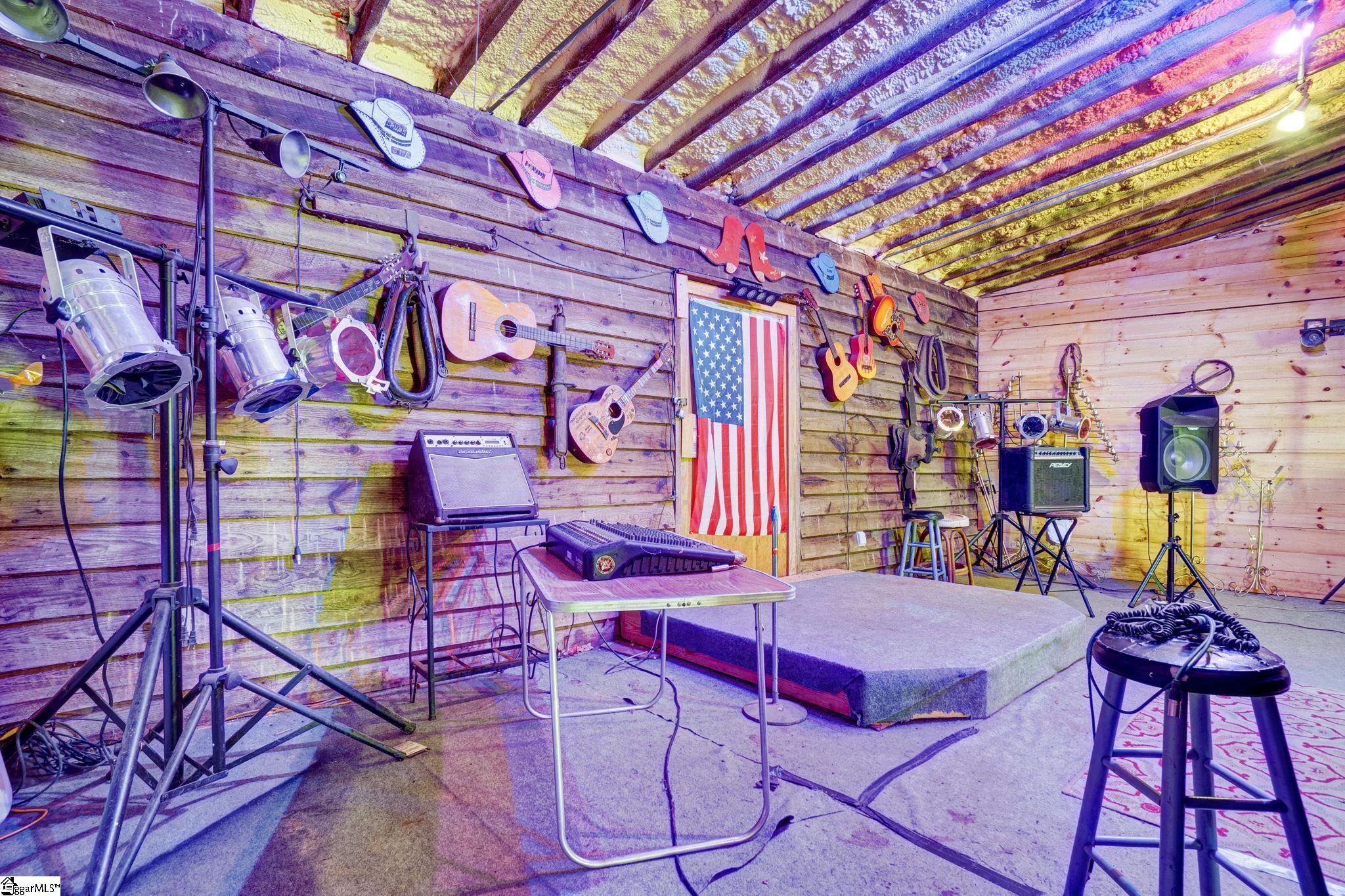 4033 Geer Highway Cleveland, SC 29635 - Photo 27 of 28