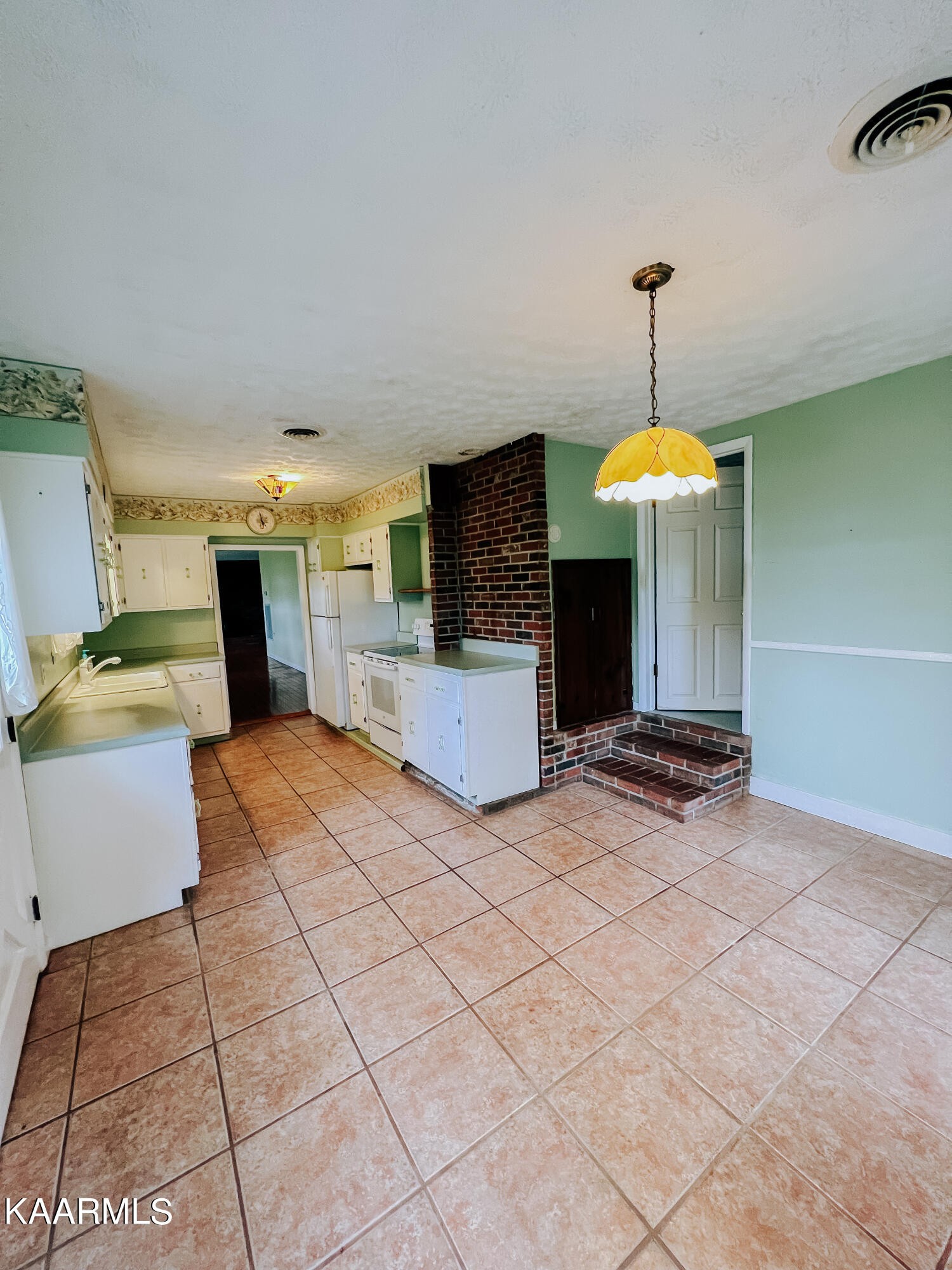 2563 Rocky Springs Road Bean Station, TN 37708 - Photo 15 of 18