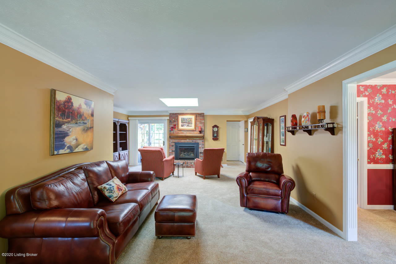 709 Farmingham Road Louisville, KY 40243 - Photo 11 of 49 709_Farmingham_Rd-6