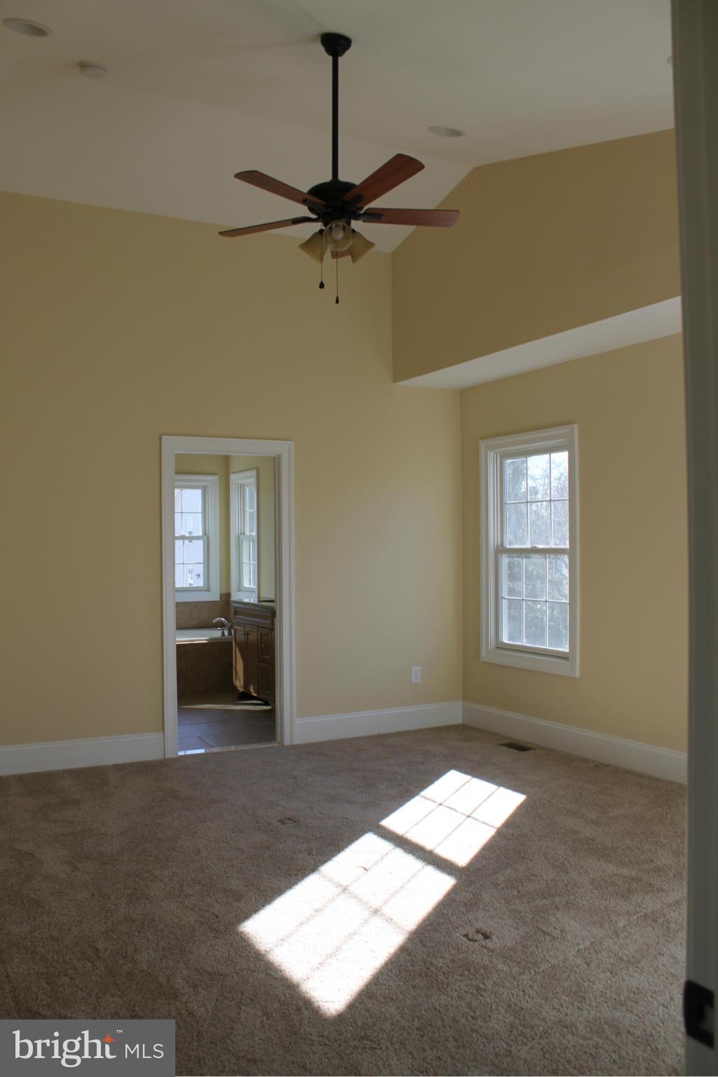 257 Harlem Road Pasadena, MD 21122 - Photo 11 of 20 Bedroom (Master)