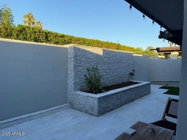 1246 East Palacio Lane Phoenix, AZ 85014 - Photo 16 of 17 a view of outdoor space and yard