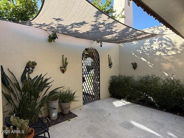 1246 East Palacio Lane Phoenix, AZ 85014 - Photo 2 of 17 a view of a house with a street