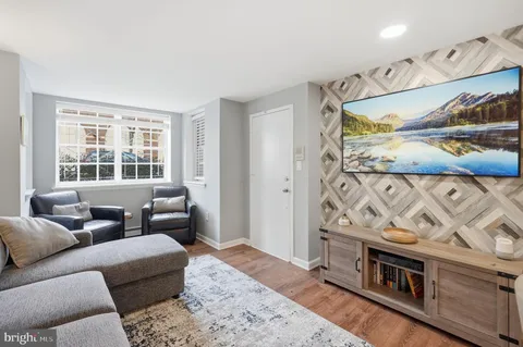 $399,900 | 1712 Corcoran Street Northwest, Unit 2, Washington, DC 20009